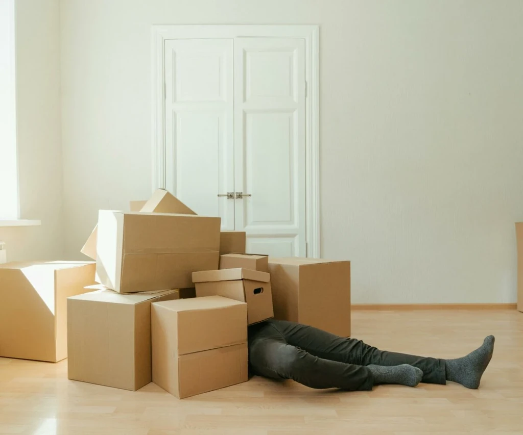 Featured image for Decluttering: Why You Should Use a Storage Center Instead of a Garage for Storage