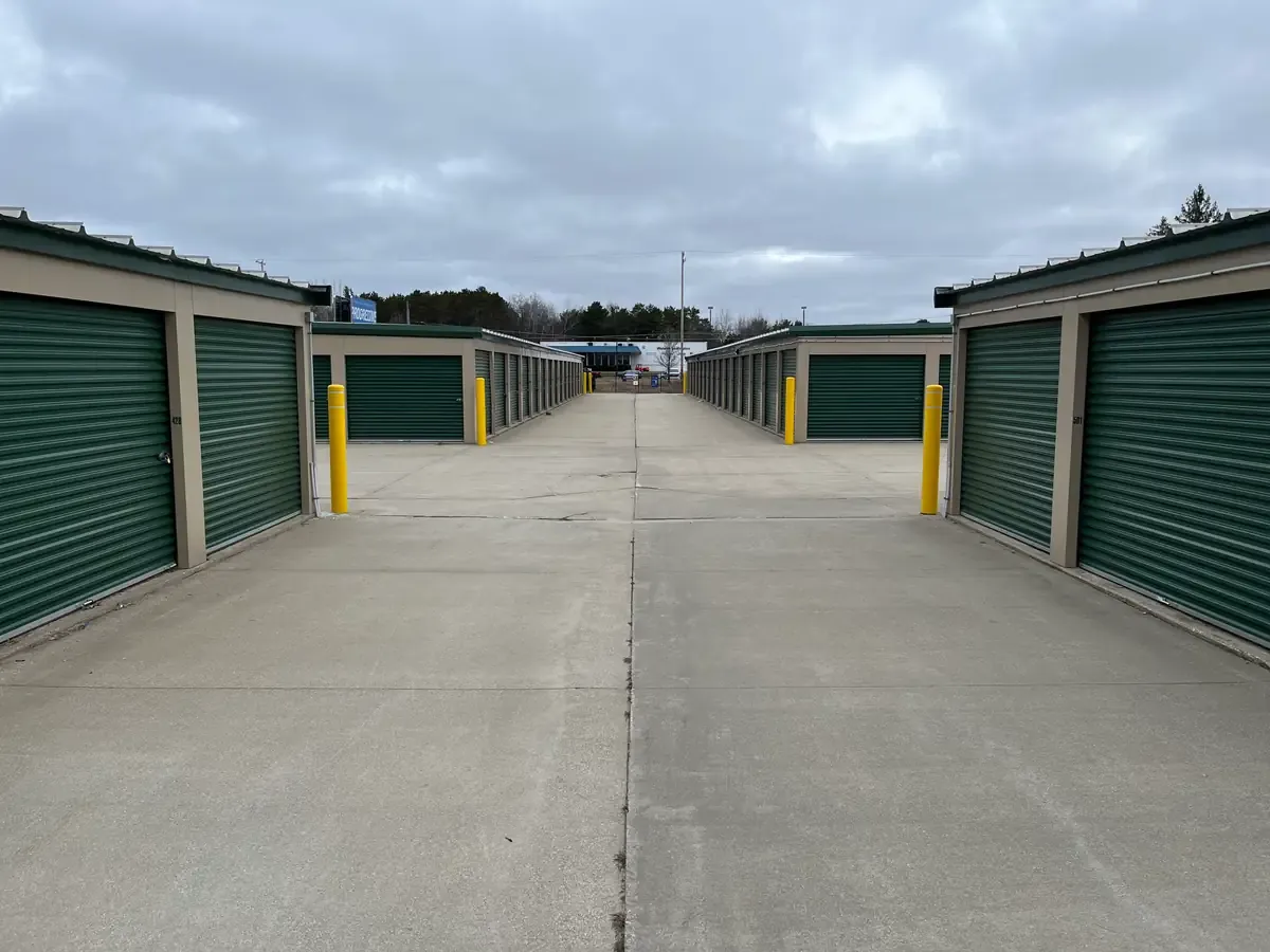 exterior drive up storage units